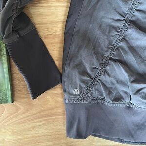 GREY LULULEMON JACKET LULU